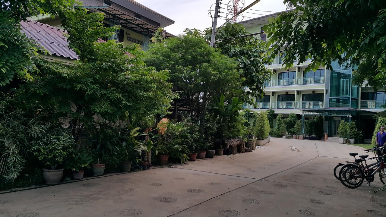 Garden Corner Resort & Hotel Пхитсанулок Экстерьер фото