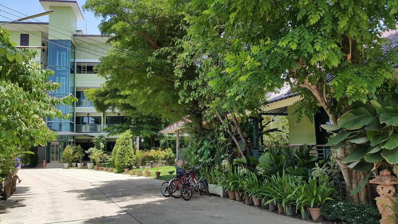 Garden Corner Resort & Hotel Пхитсанулок Экстерьер фото