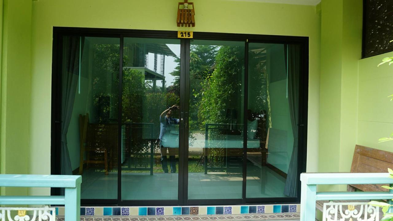 Garden Corner Resort & Hotel Пхитсанулок Экстерьер фото